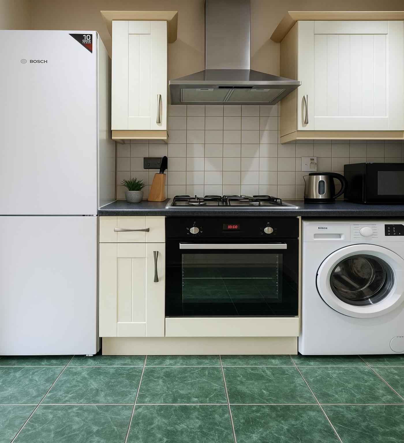 Apartment Wembley - Walk To Stadium, Arena & Designer Outlet London